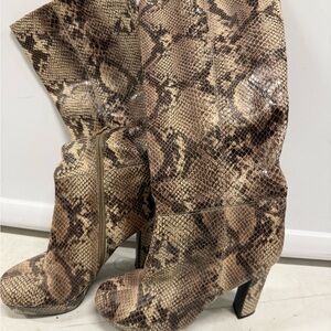 Snakeskin Pattern Women's Boots
